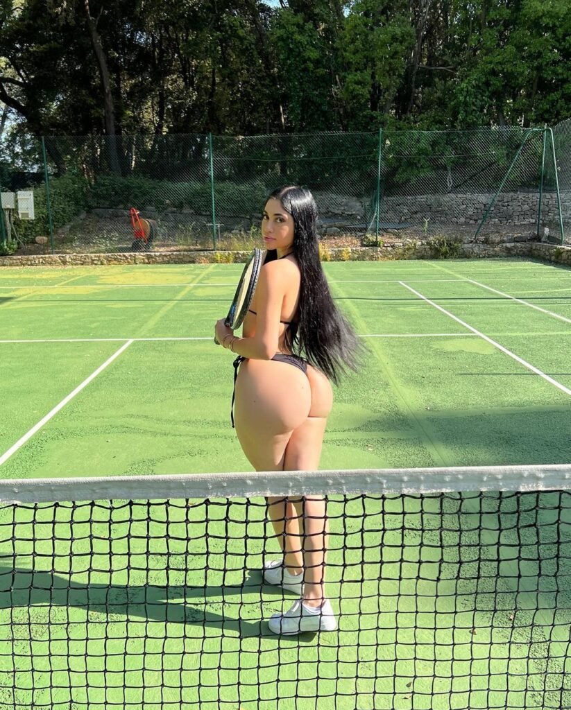 Jailyne Ojeda Ochoa Bikini Pics