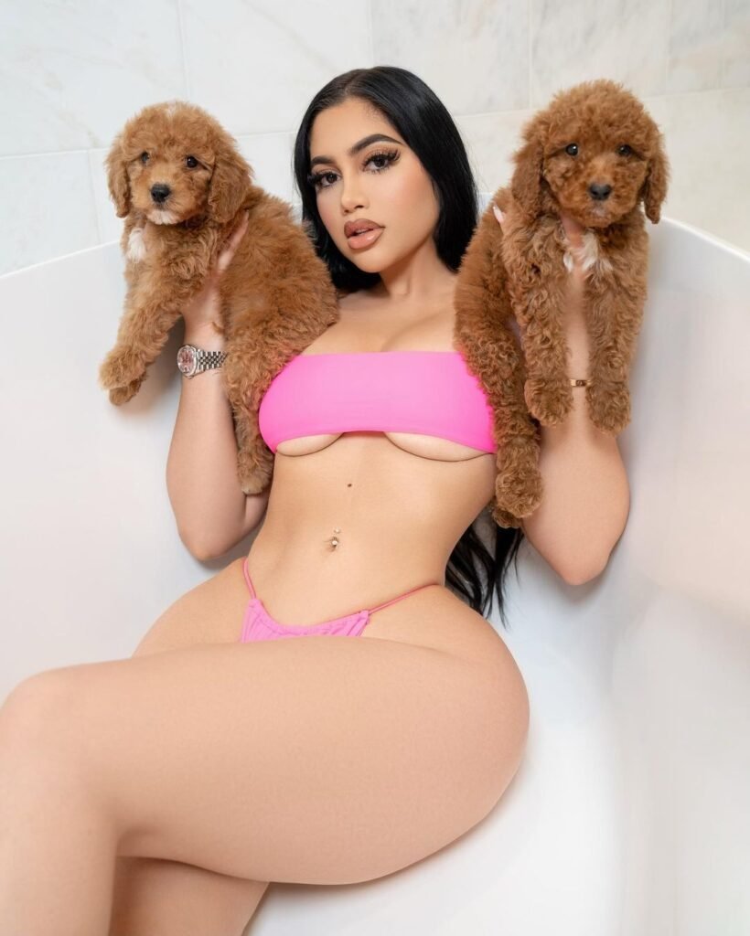 Jailyne Ojeda Ochoa Bikini Pics