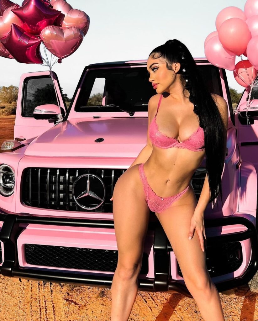 Jailyne Ojeda Ochoa Bikini Pictures